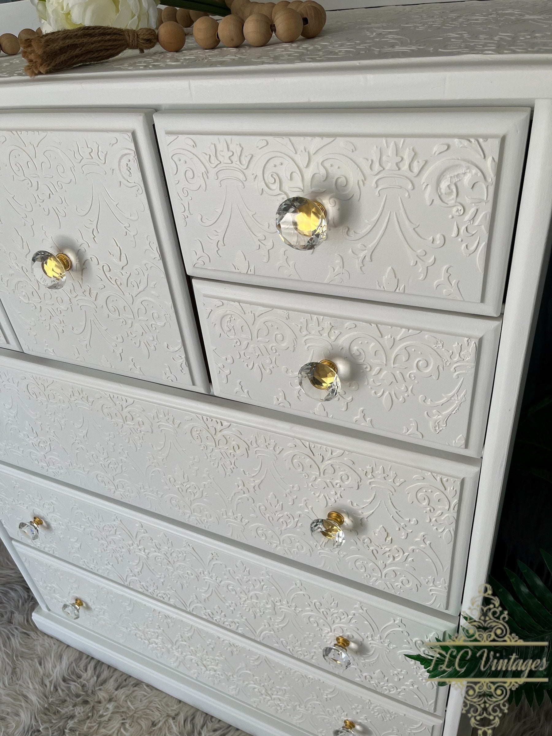 Dixie Belle Mud (White) - Dixie Belle Paint Company