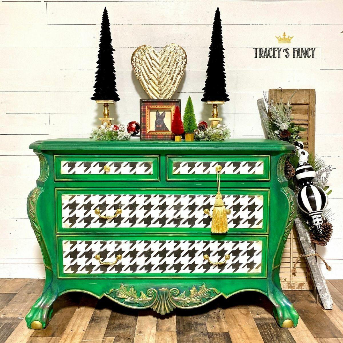 Houndstooth - Stencil - Dixie Belle Paint Company