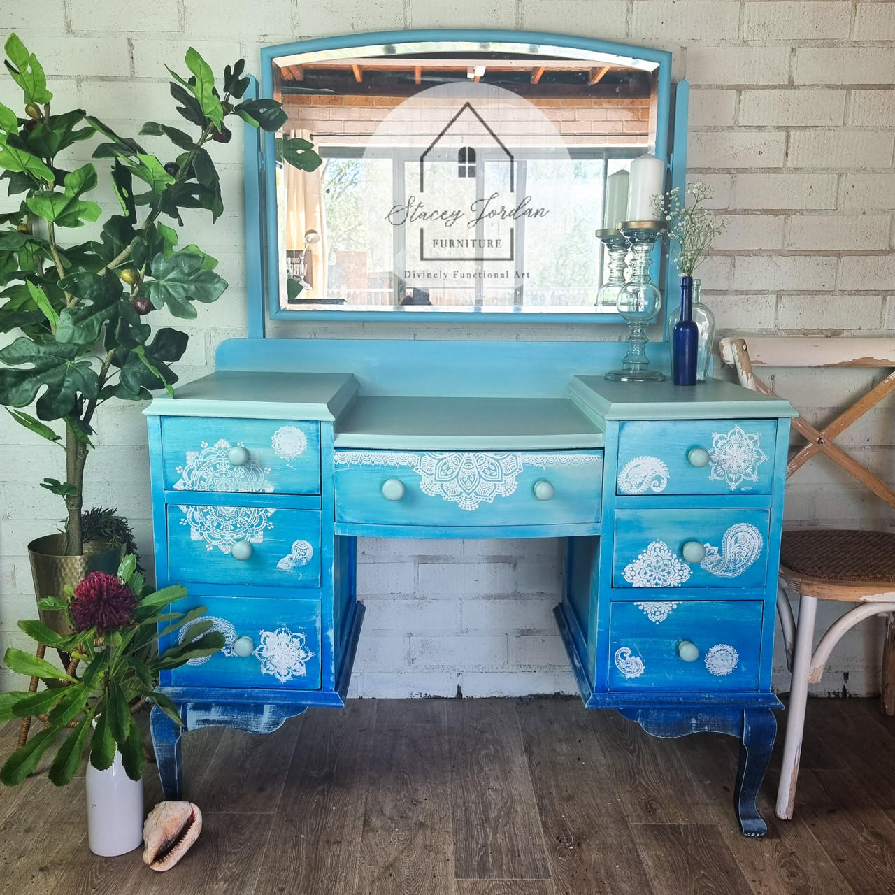 Mosaic - Silkscreen Stencil - Dixie Belle Paint Company