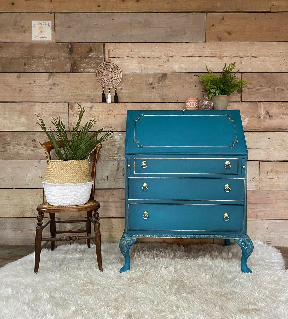 Antebellum Blue Chalk Mineral Paint - Dixie Belle Paint Company