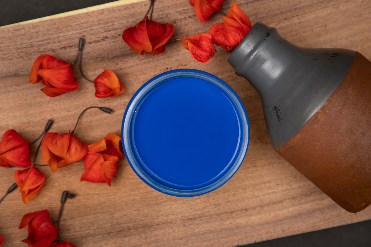 Cobalt Blue Chalk Mineral Paint - Dixie Belle Paint Company