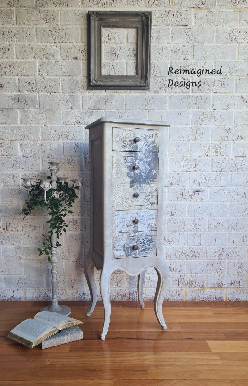 French Linen Chalk Mineral Paint - Dixie Belle Paint Company