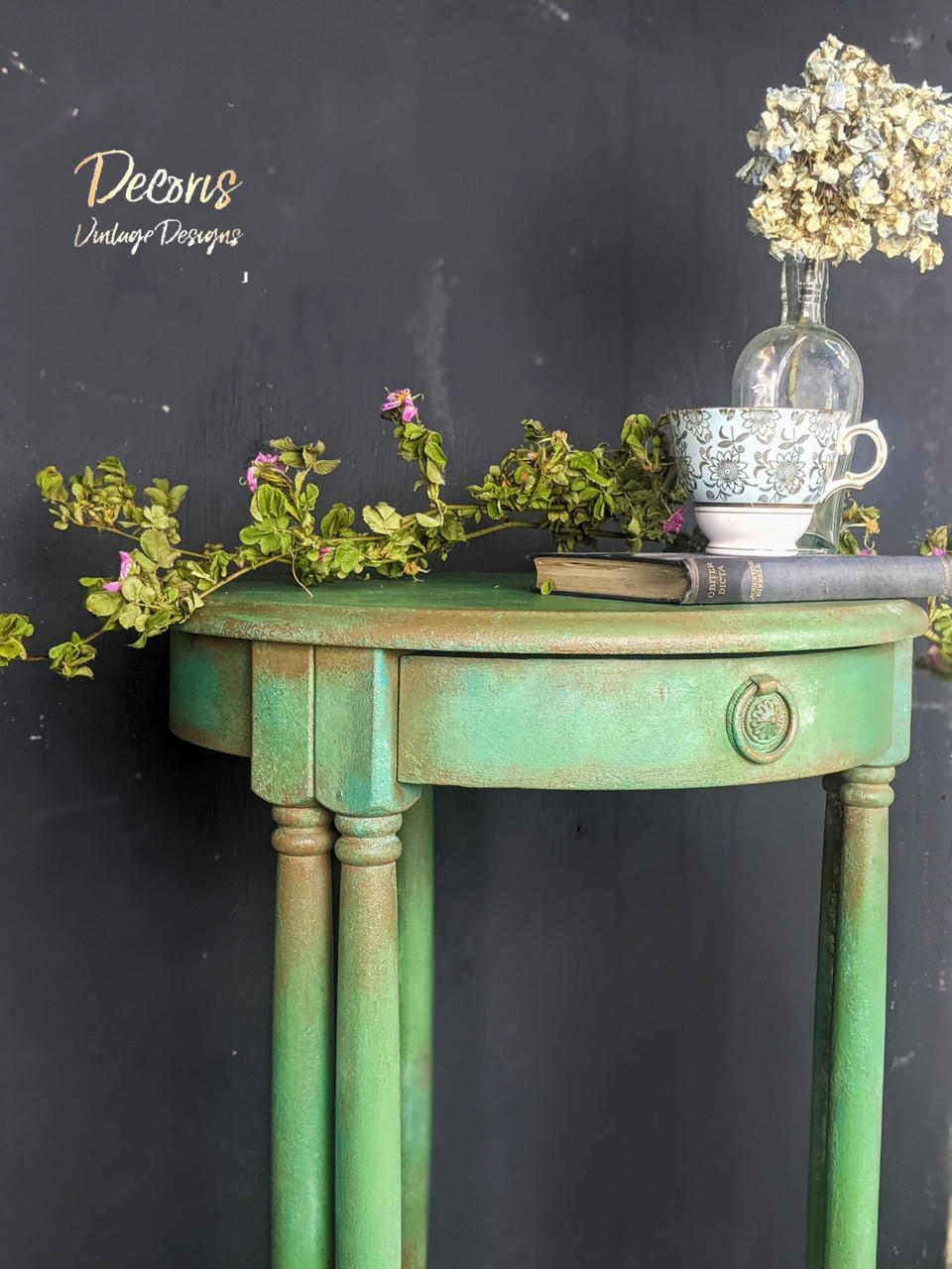Kudzu Chalk Mineral Paint - Dixie Belle Paint Company