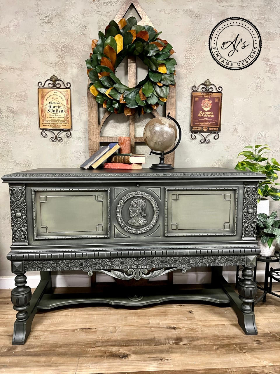 Spanish Moss Chalk Mineral Paint - Dixie Belle Paint Company