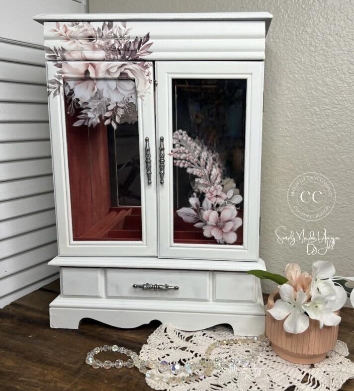 Soft Wintery Floral - Large Transfer | Dixie Belle Paint